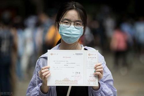 2020年吃瓜热点,娱乐圈风云再起，社会热点事件频出